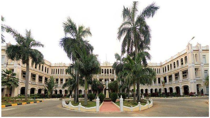director lakshmi ramakrishnan tweets against layola college