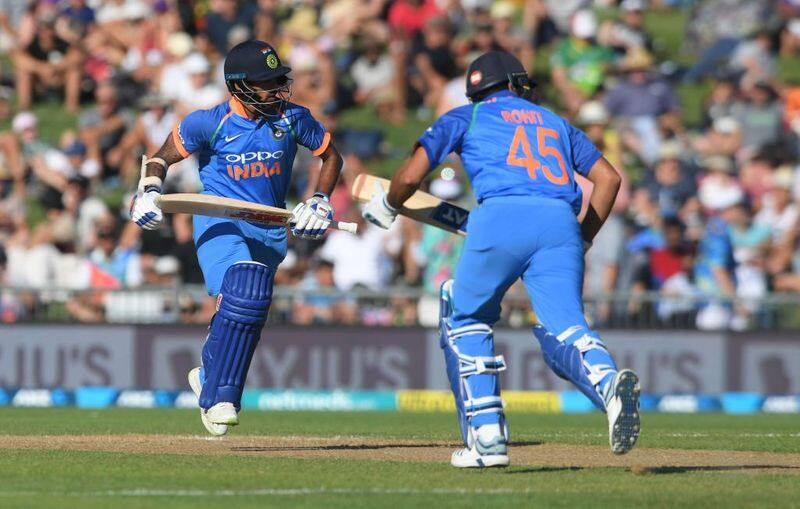 indias this score of 324 runs is the second highest score in new zealand