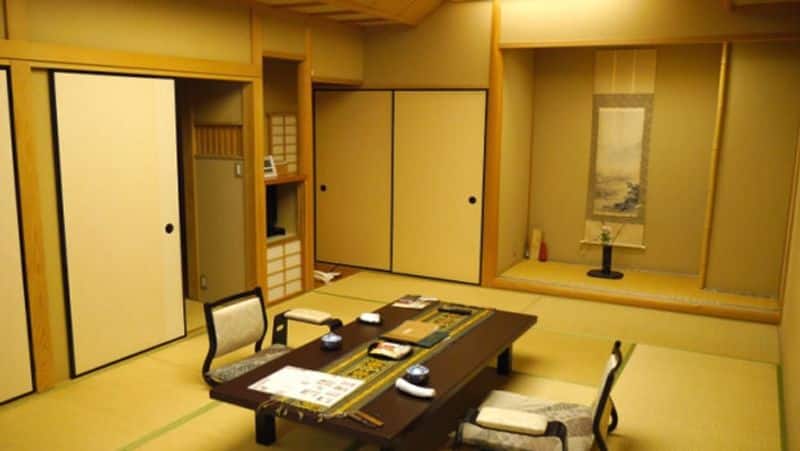 world oldest hotel ryokan