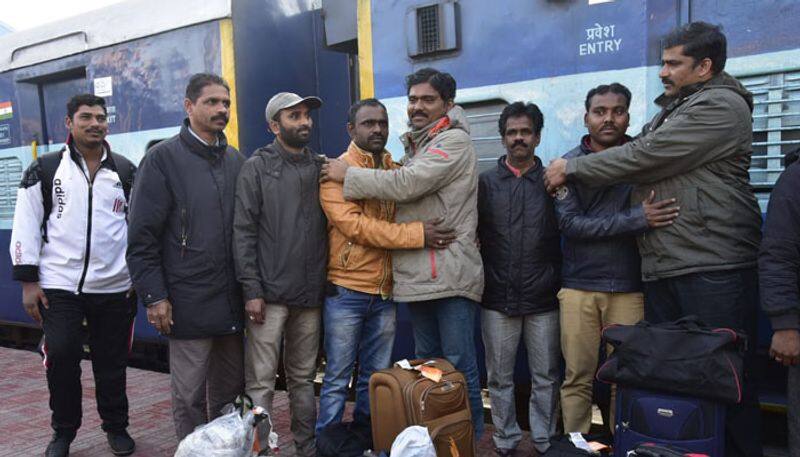 14 gulf victims reached hyderabad from jail