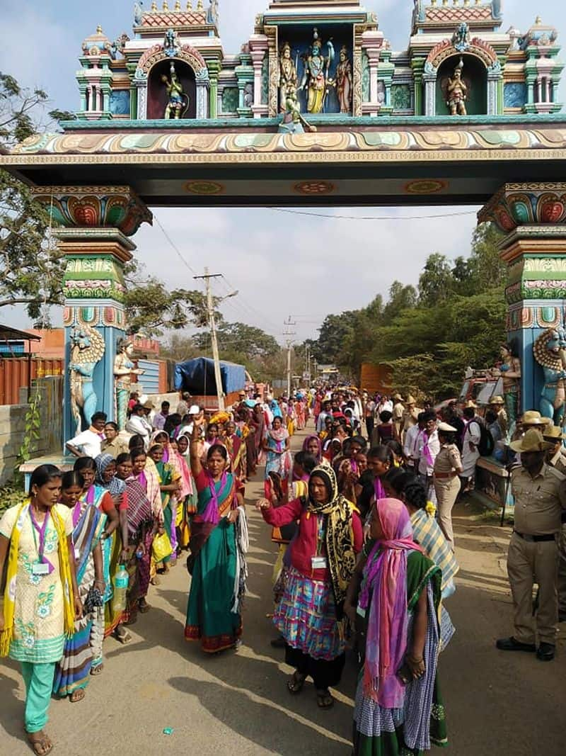 Liquor ban: Women march for 12 days from various parts of Karnataka to Vidhana Soudha