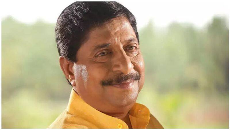 malayalam actor seenivasan hospitalaised
