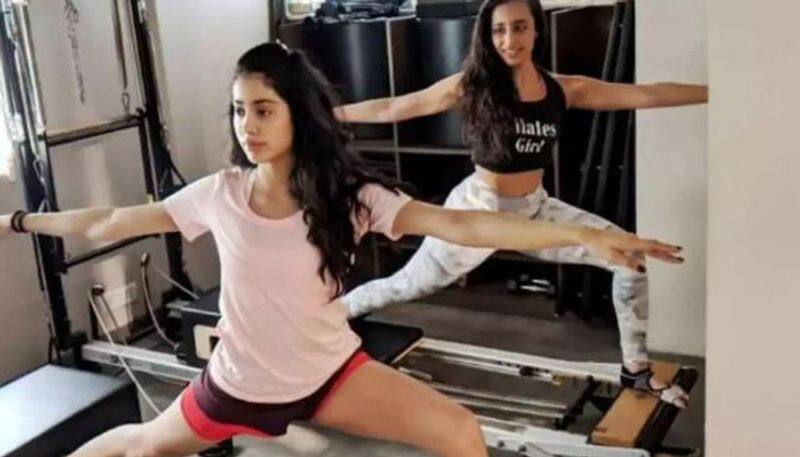 janhvi kapoor`s diet and secrets you must follow