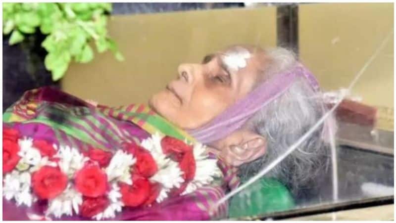 sp balasubrahmanyams mother passed away