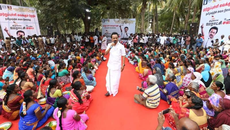 MK Stalin Promises for students  and former
