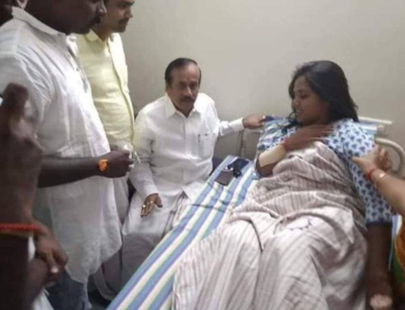 h.raja meets sasikala in hospital