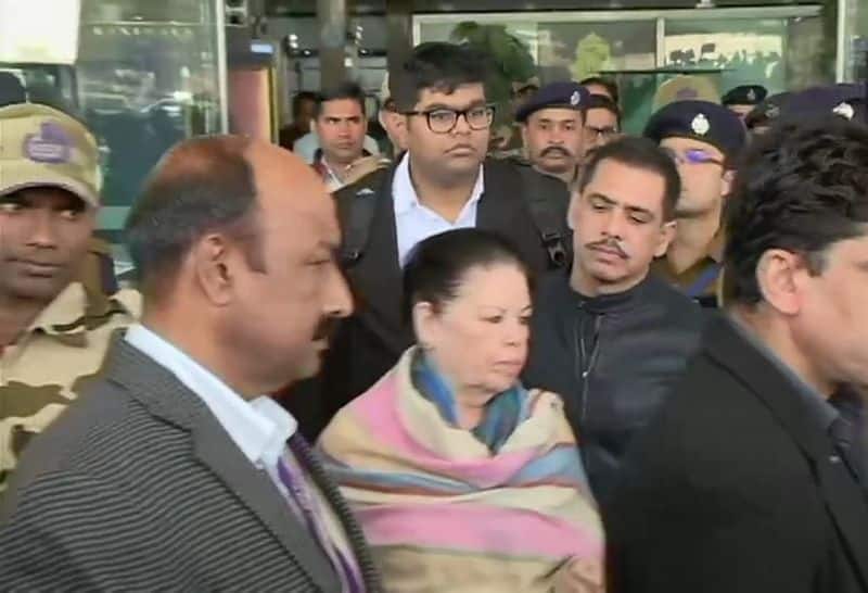 Robert Vadra with Mother In Jaipur For Questioning In Money Laundering Case