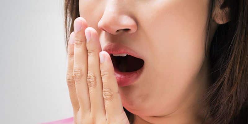 How to avoid bad breath in mouth