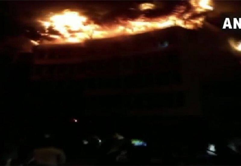 fire in delhi star hotel