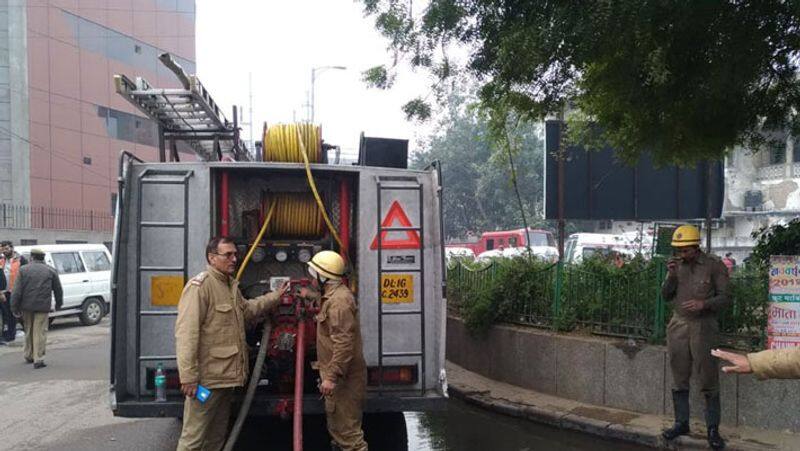 delhi Hotel Arpit Palace Fire Breaks... 17 people kills