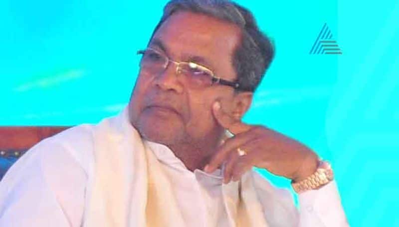 Karnataka Siddaramaiah says Difficult to accept Umesh Jadhav's resignation anti-defection law
