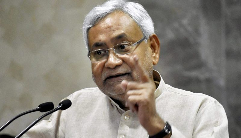 Is nitish kumar again trying to sideline BJP in Bihar