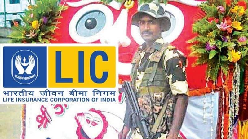 lic granted rs 4 lakhs to crpf police who died in kashmir attack