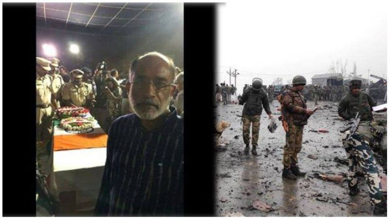 central minister takes selfie at crpf soldiers death