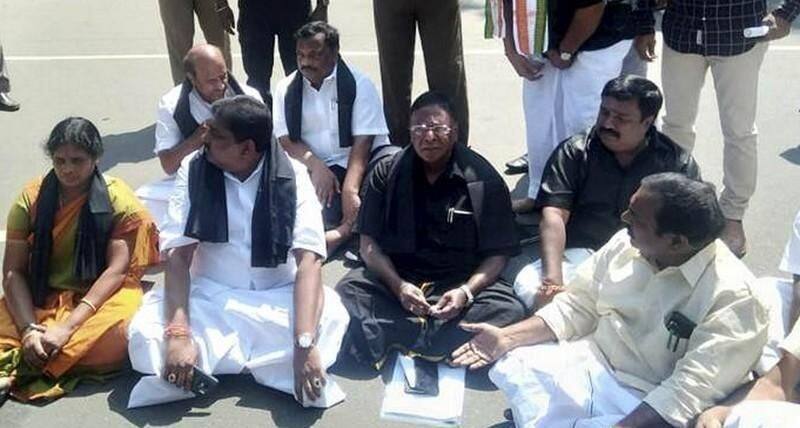 Those who were ignored by the people conspired together to overthrow the Government .. Narayanasamy is furious in the assembly.