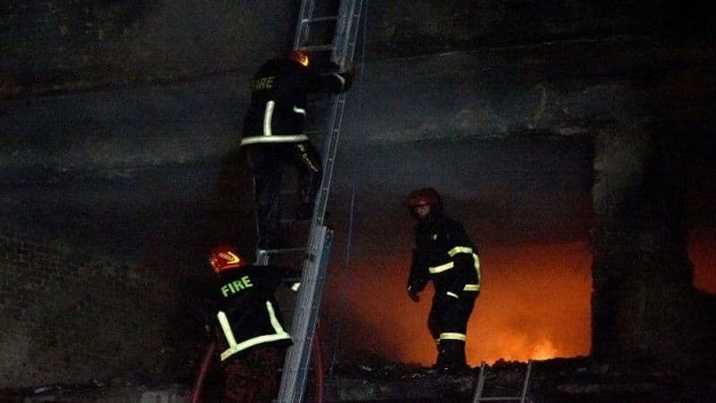 Bangladesh Apartments fire...69 people Dead