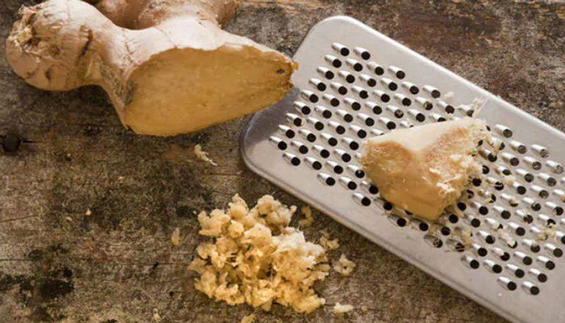 ginger can use to prevent dandruff and itchy scalp