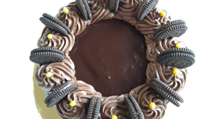 how to prepare banana chocolate cake