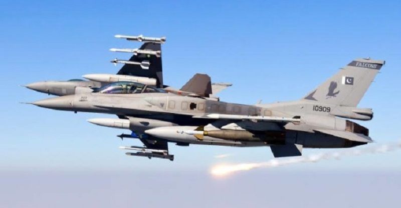 Indian Air Force killed Pakistan's F-16, Pakistani fighter jumped into three kilometers in Indian territories