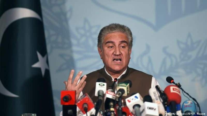 Pakistan does not want war with India says foreign minister Qureshi
