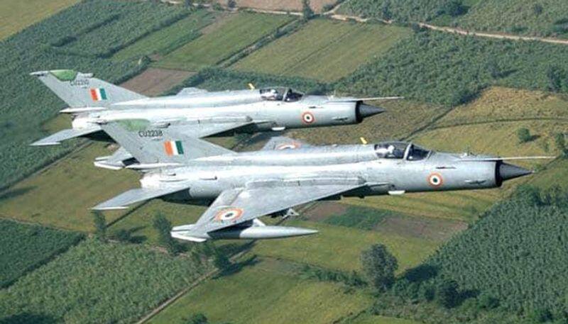 urgent need for 100 combat aircraft - says S.Krishnaswamy