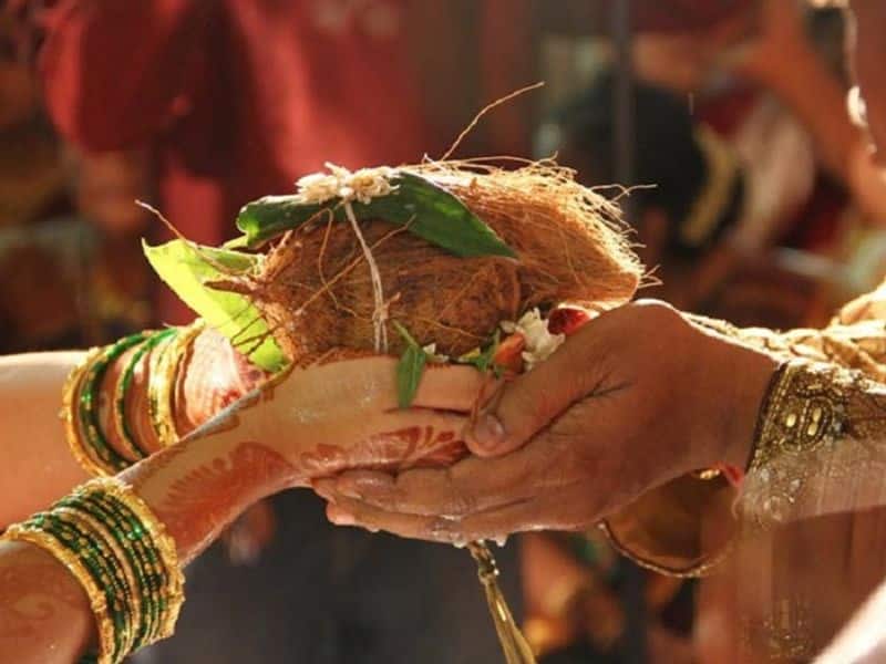 Indian groom marries Pakistani bride months wait amid tension between countries