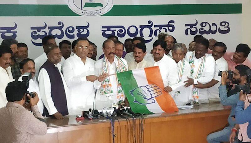 Election 2019: Congress looks to win over SC, ST community with Thippeswamy, BJP says his power is limited