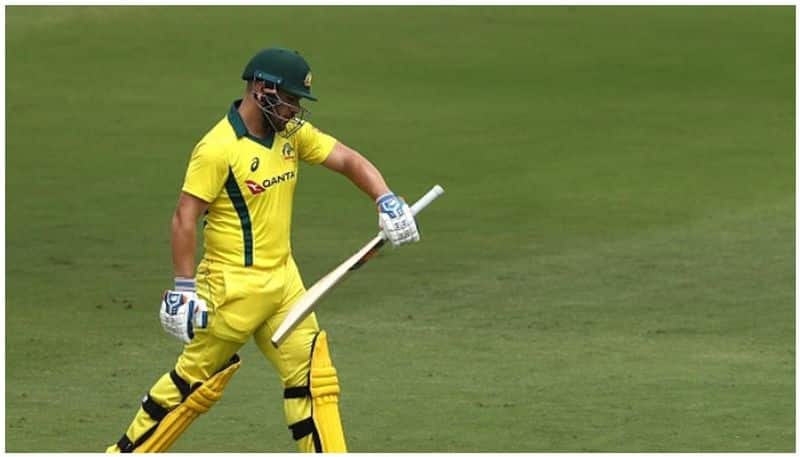 australia set challenging target for india in third odi