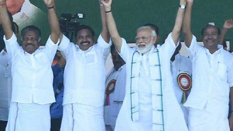 DMK and ADMK leaders bycott the national leaders names in Vellore election