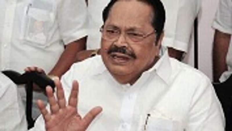 Income tax department raids DMK leader Durai Murugan house