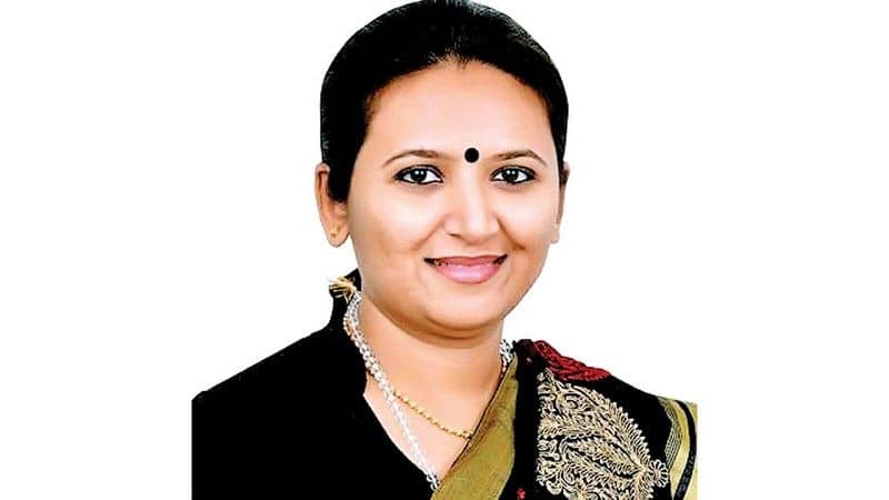 BJP leader reshma patel  left party, alleged party working like as marketing companies