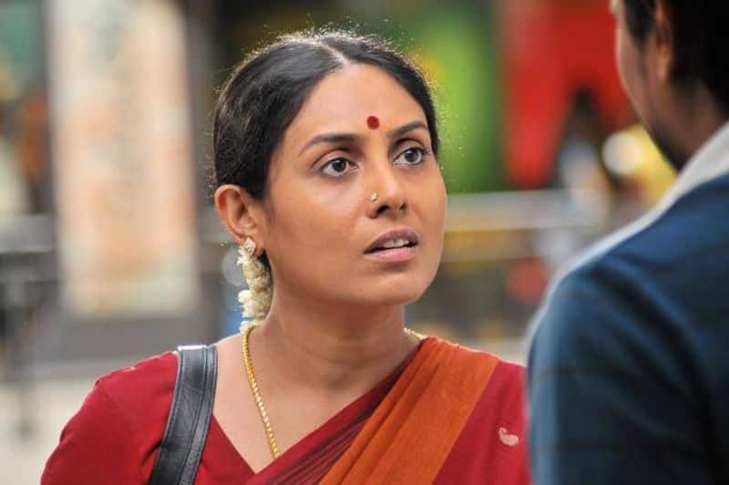 actress saranya ponvannan about vijay