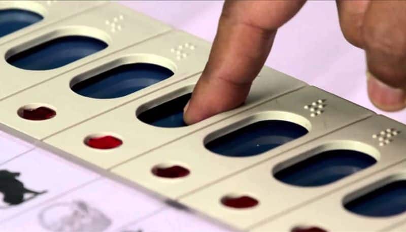 Tamil Nadu repolling 13 booths announces Election Commission