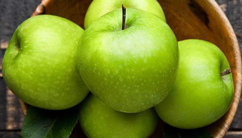 seven benefits of having an apple daily