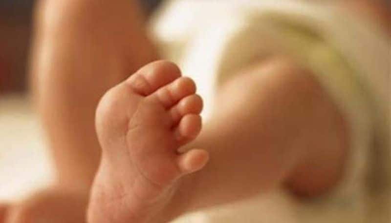 Court lets woman have baby with estranged hubby