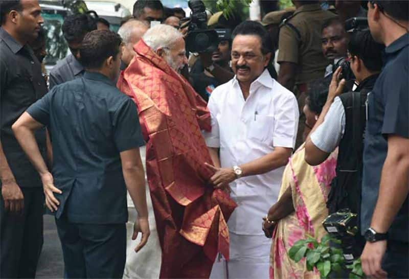 pm modi had a talk with stalin in this morning