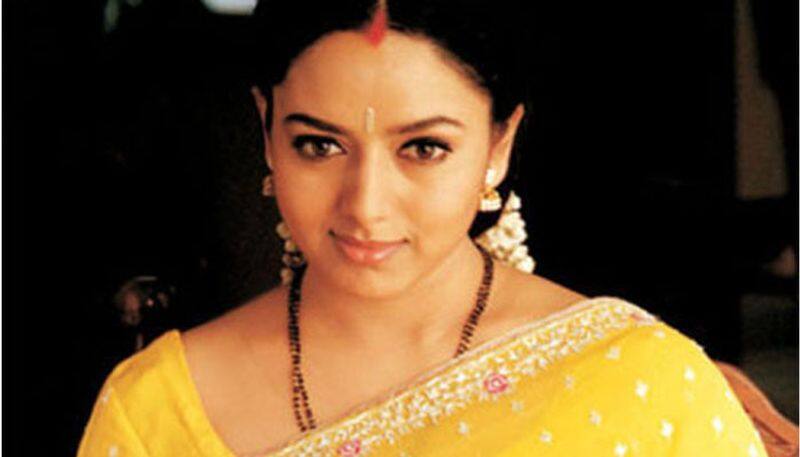 south Indian film star Soundarya was pregnant when she died