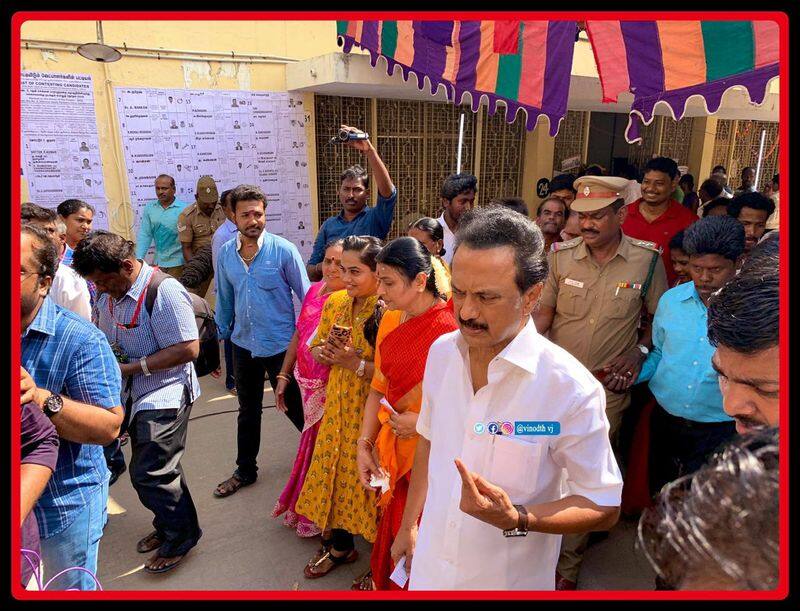 stalin 3waited for 25 minutes to vote in tenampet poll