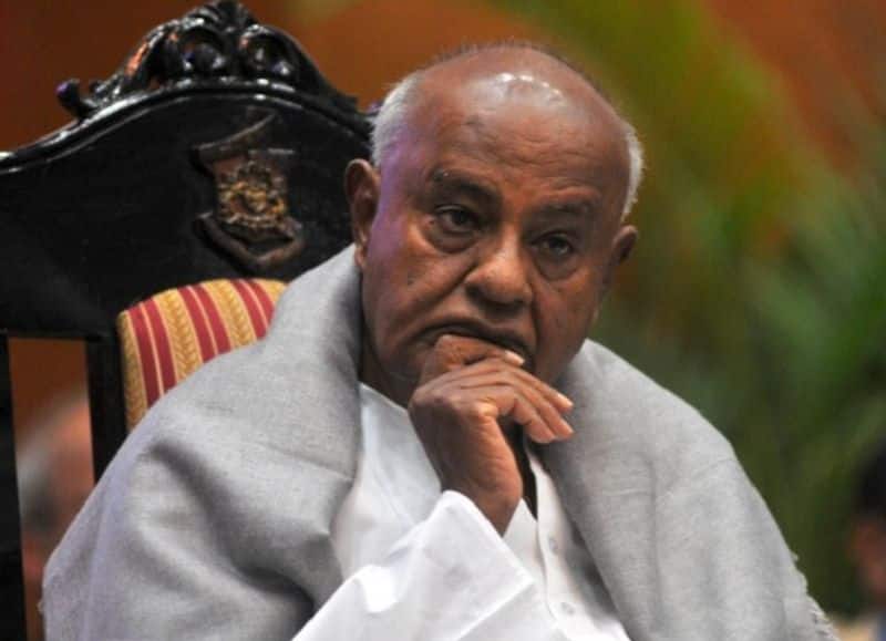 former prime minister and former karnataka cm veerappa moily lost against bjp