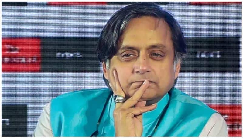 Kerala Congress leaders decide to let off Shashi Tharoor for praising PM Modi