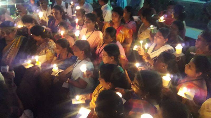 candle lighting in besant nagar beach for who died by bomb blast in srilanka
