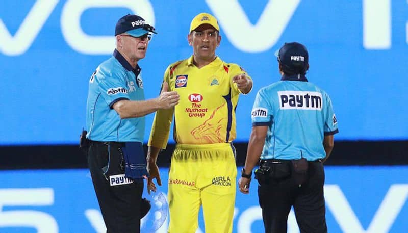 Dhoni Performence in IPL 2019