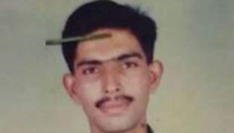 Captain Sunil Khokhar fired at Pakistanis in Siachen died a hero at 19,856 ft