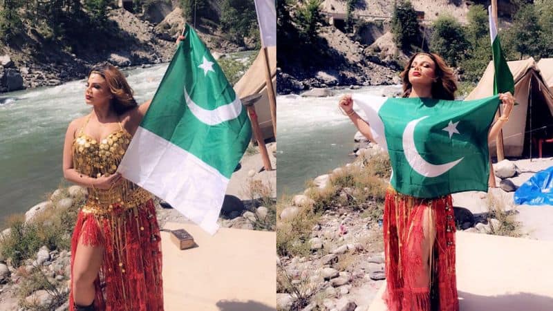 RAKHI SAWANT POSES WITH PAKISTANI FLAG AND SHARE PHOTO