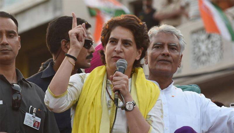 UP Congress workers target Priyanka for party head