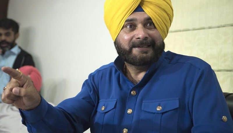know Why navjot singh Sidhu said his wife never tell a lie