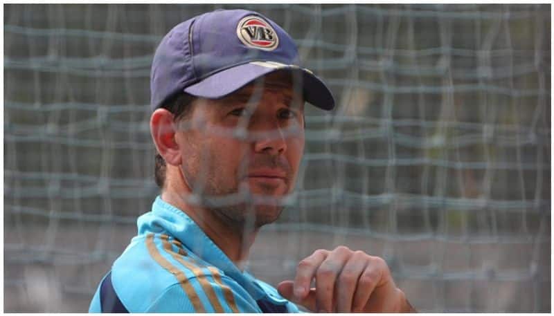 ponting expects one change in indian team for the match against australia