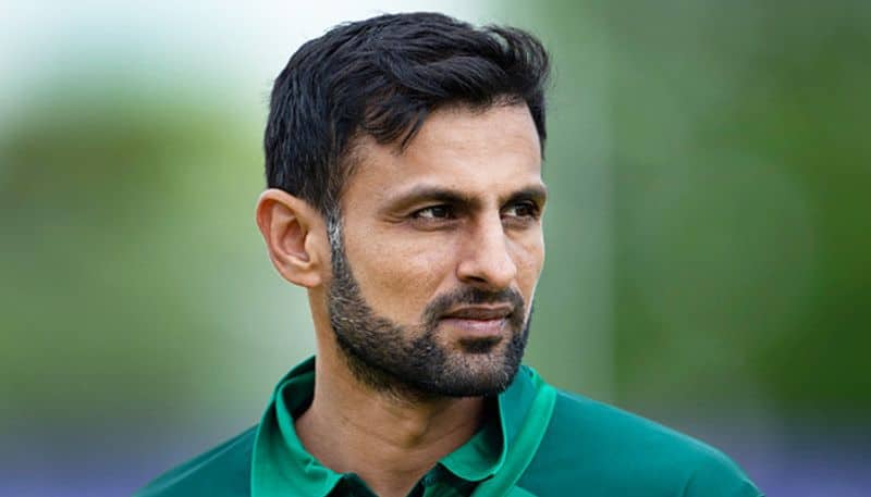 misbah ul haq do not give place for shoaib malik in his playing eleven