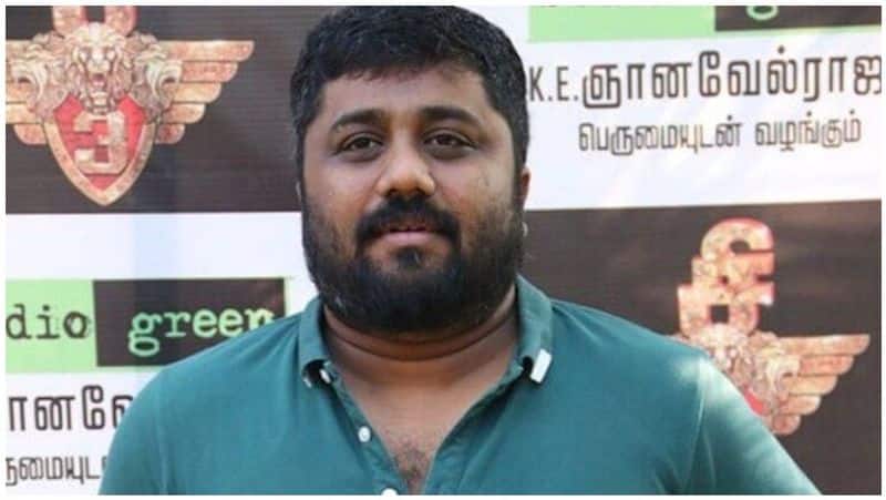 ex dgp thilgavathi's son fights with a producer