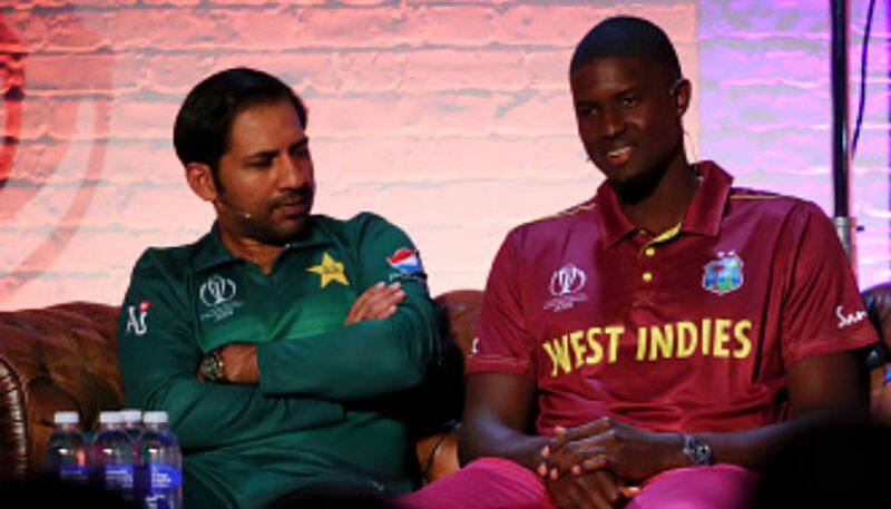 west indies won toss and elected to bowl against pakistan